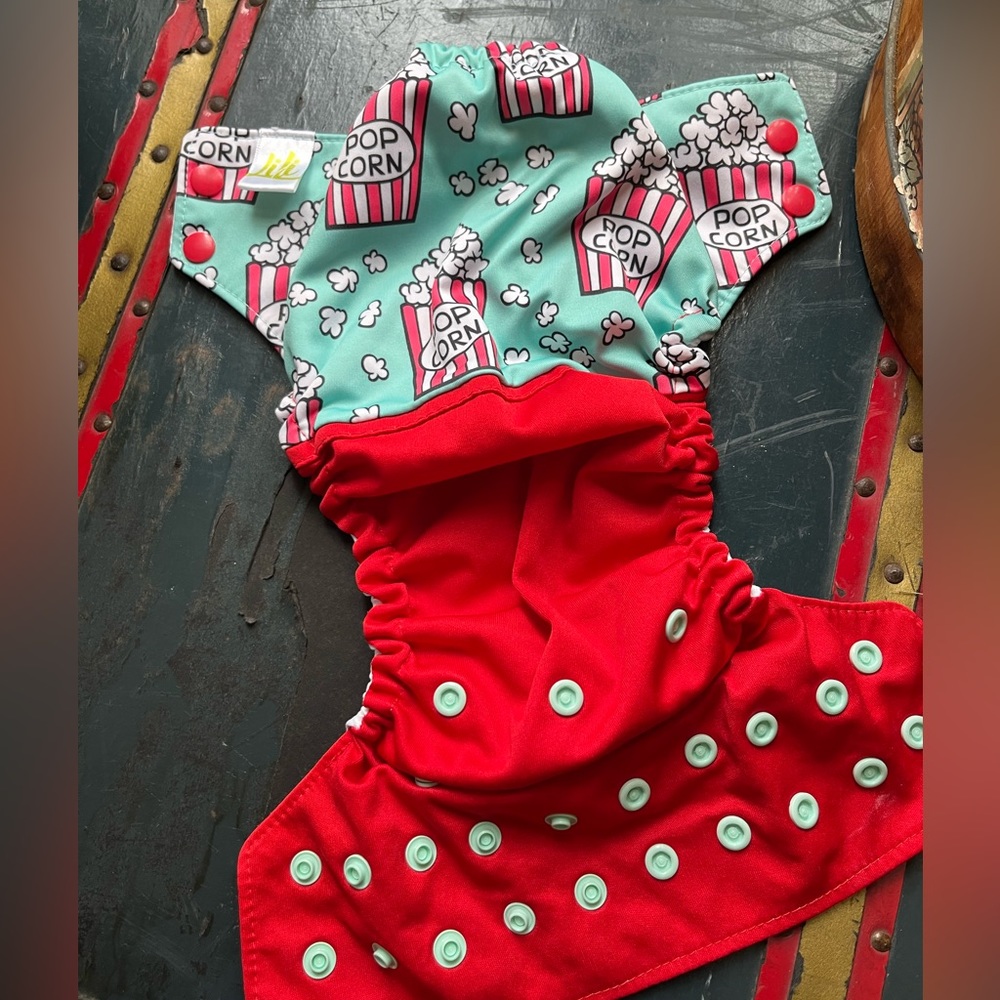 Lili : Couche à poche lavable / cloth diaper